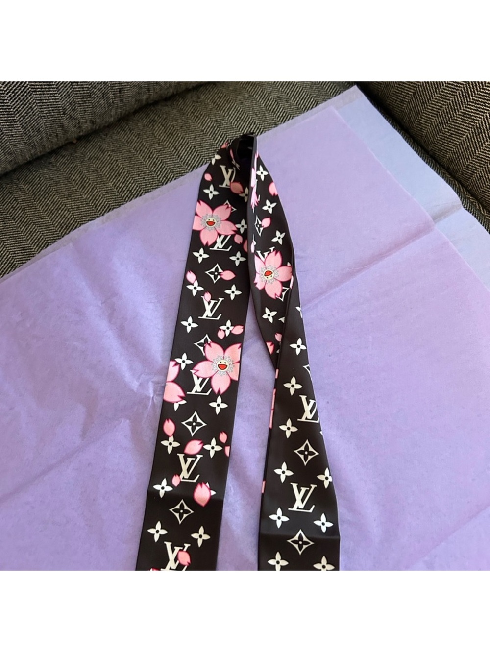 Louis Vuitton Black and Pink Monogram Floral Silk Twilly Scarf - Picture 2 of 5